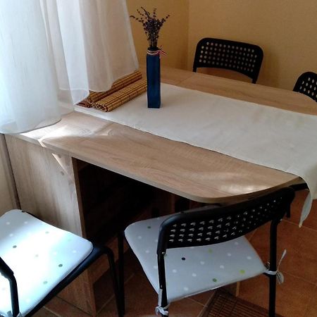 Gesztenyés Apartman Miskolc Exterior foto