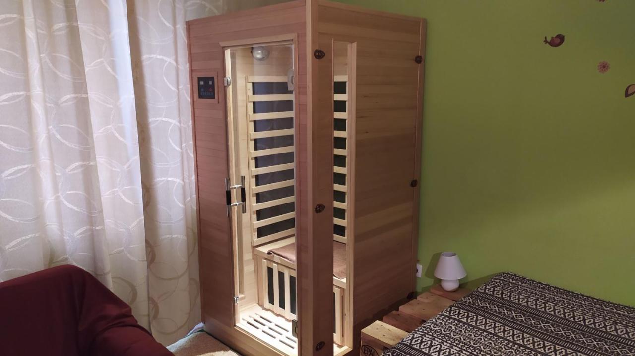 Gesztenyés Apartman Miskolc Exterior foto