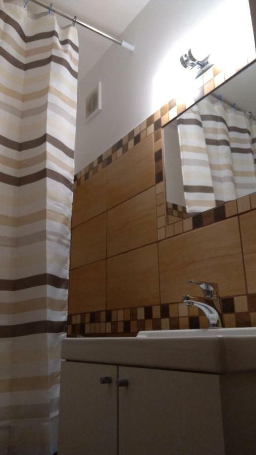 Gesztenyés Apartman Miskolc Exterior foto