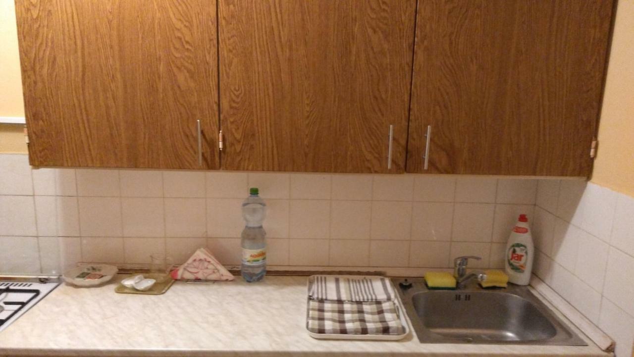 Gesztenyés Apartman Miskolc Exterior foto